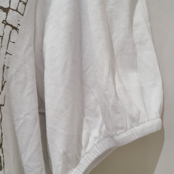 Mesh+Lace Tee Shirt. - Picture 4 of 8